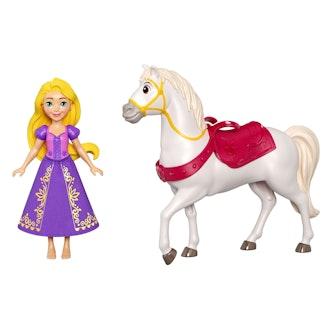 Disney Princess Tähkäpää-pikkunukke ja Maximus-hevonen